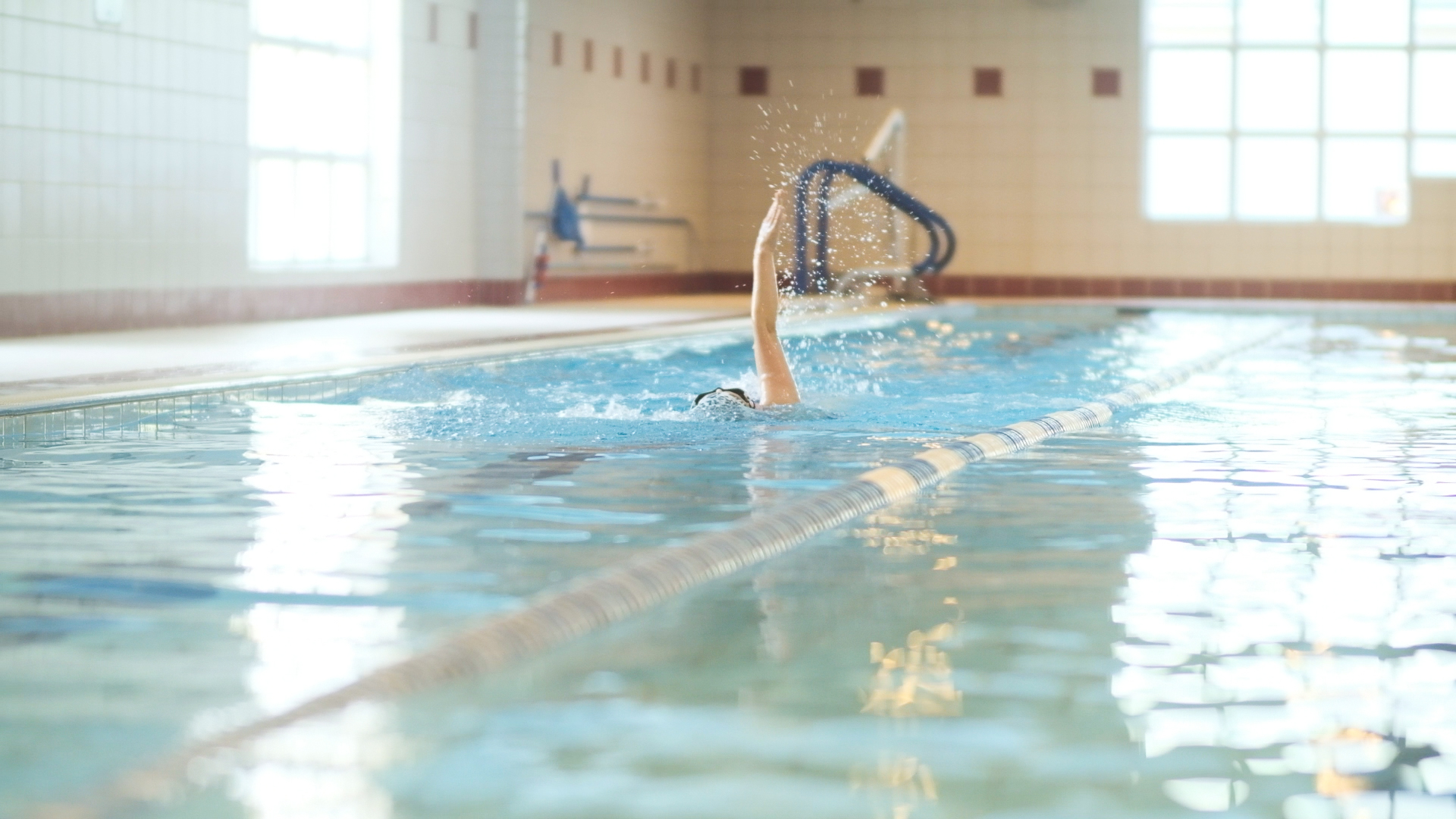 Chlorine-free ionized pool and private gym at CGI